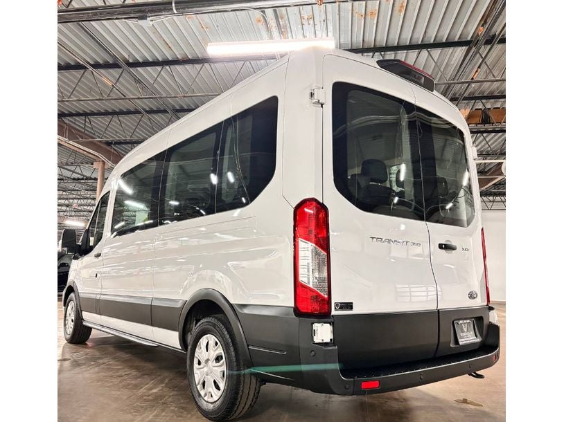 2023 Ford Transit Wagon XLT