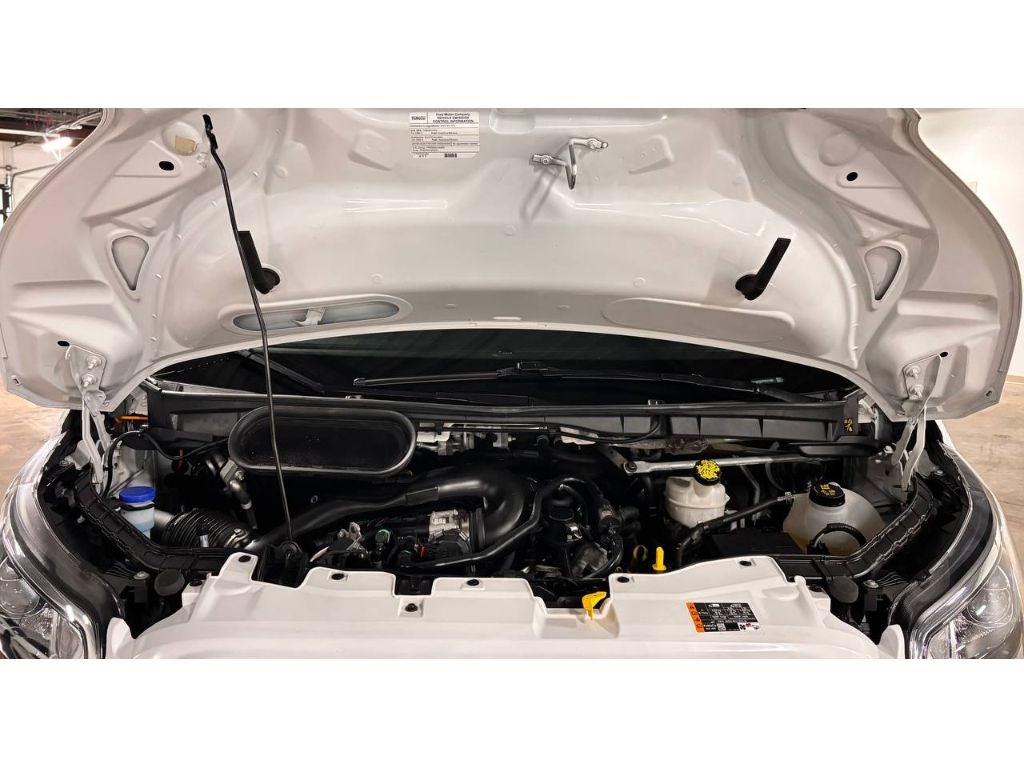 2023 Ford Transit Wagon XLT