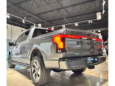 2025 Ford F-150 Lightning LARIAT