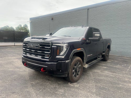 2025 GMC Sierra AT4