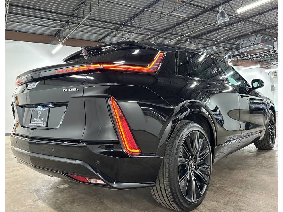 2024 Cadillac Lyriq Sport