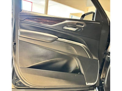 2021 Cadillac Escalade Luxury