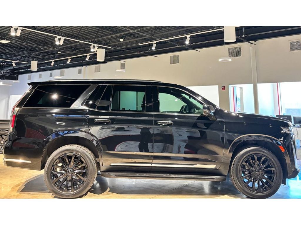 2021 Cadillac Escalade Luxury