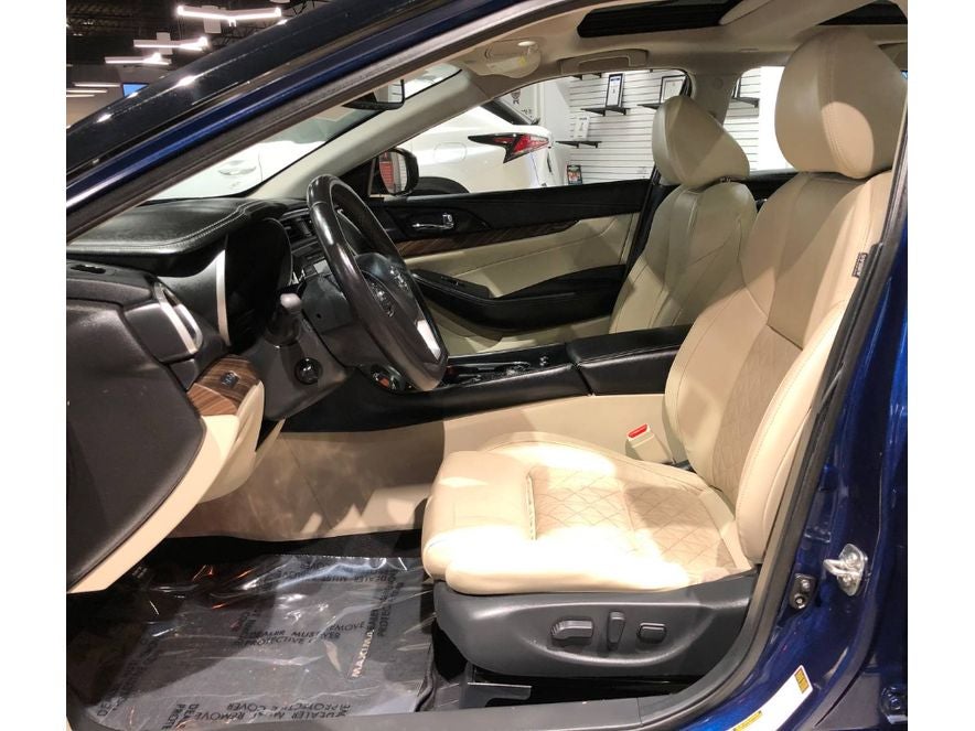 2017 Nissan Maxima Platinum