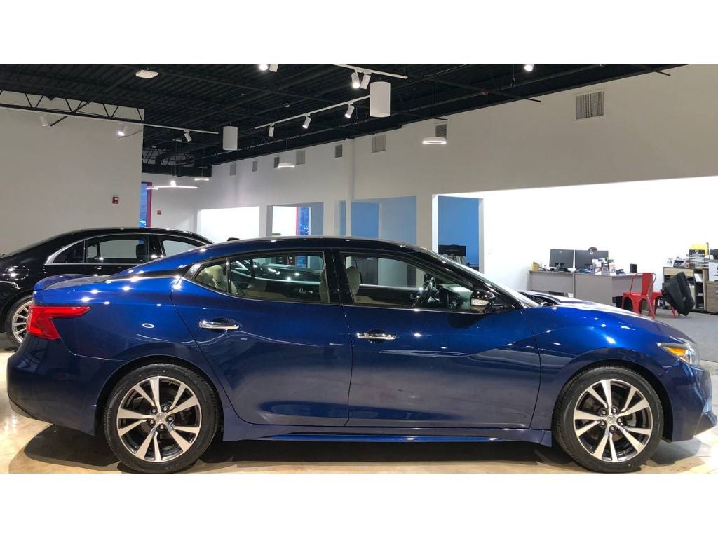 2017 Nissan Maxima Platinum