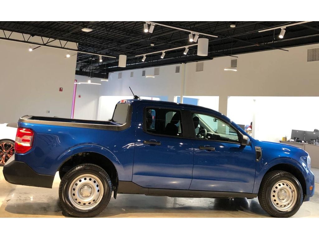 2023 Ford Maverick XL