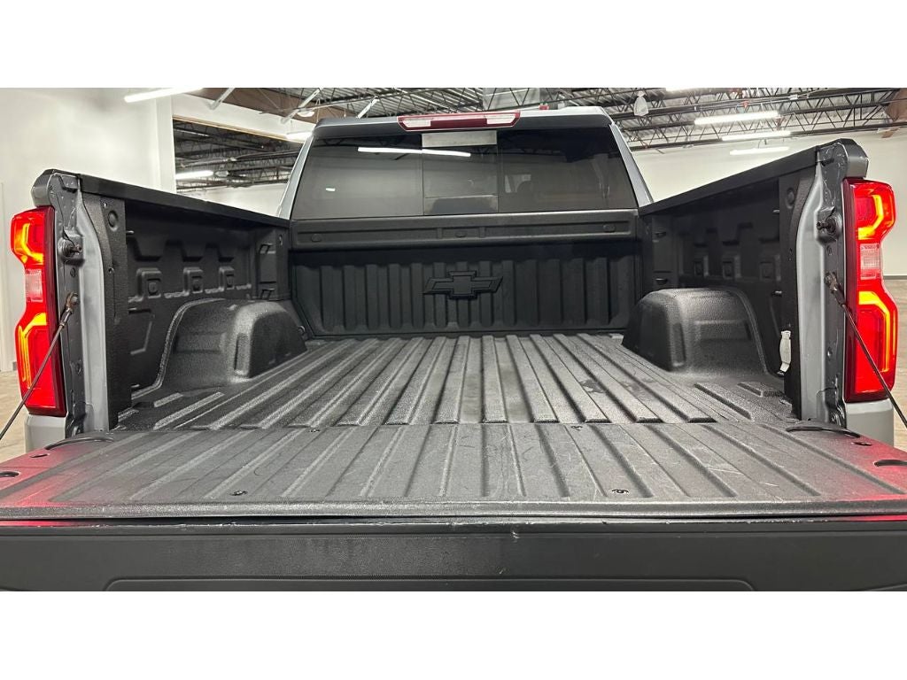 2021 Chevrolet Silverado RST