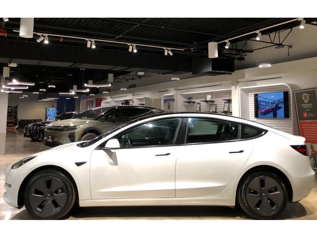 2023 Tesla Model 3 Base