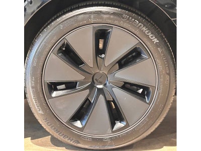 2024 Tesla Model 3 Base