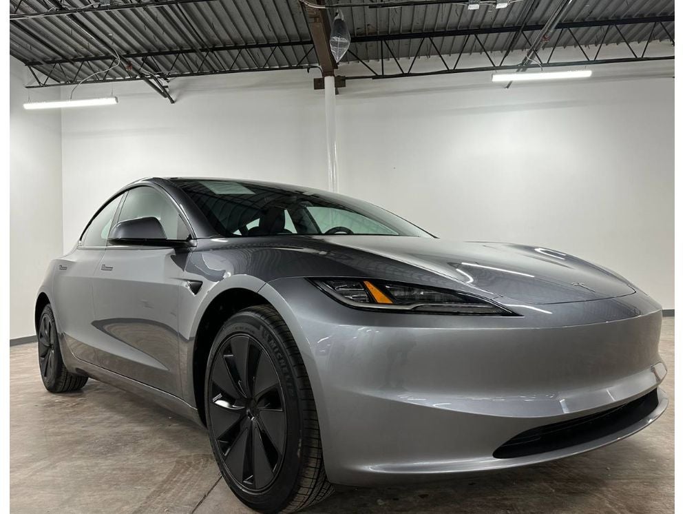 2025 Tesla Model 3 Long Range