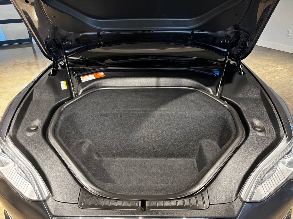 2016 Tesla Model S P90D