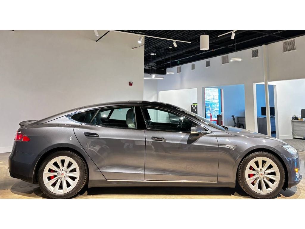 2016 Tesla Model S P90D