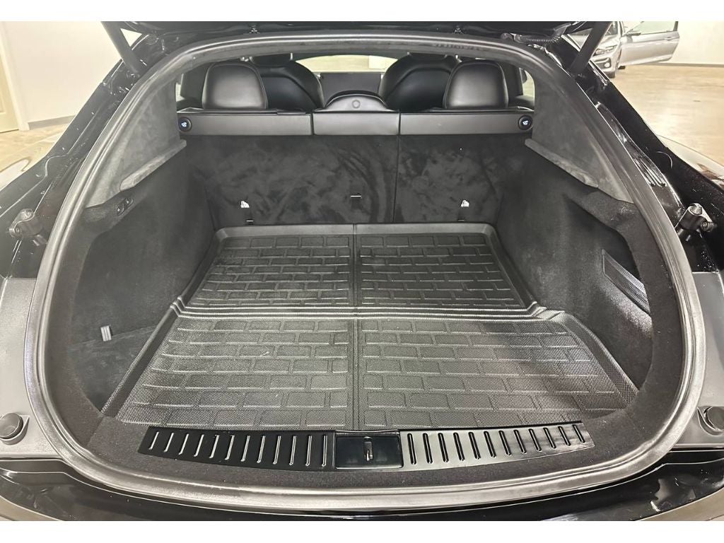 2022 Tesla Model S Standard Range