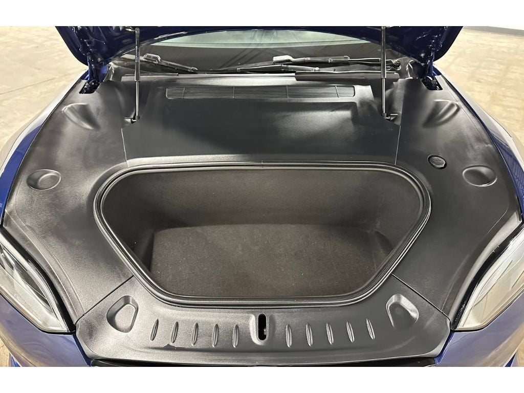 2023 Tesla Model S Base