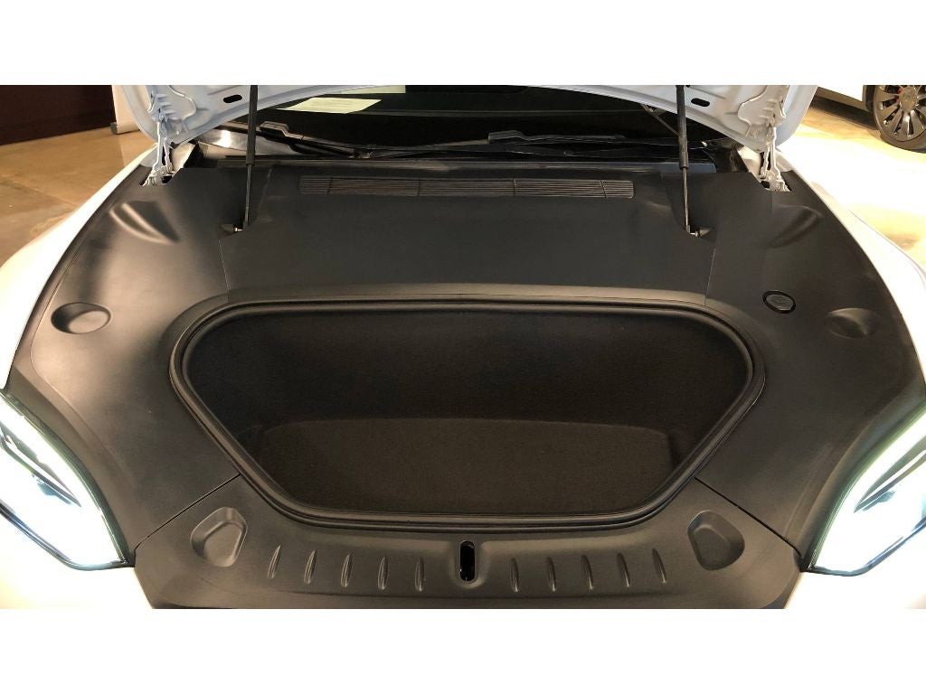 2022 Tesla Model S Plaid