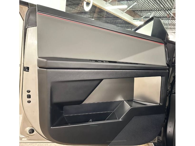 2025 Tesla Cybertruck Crew Cab Medium Bed