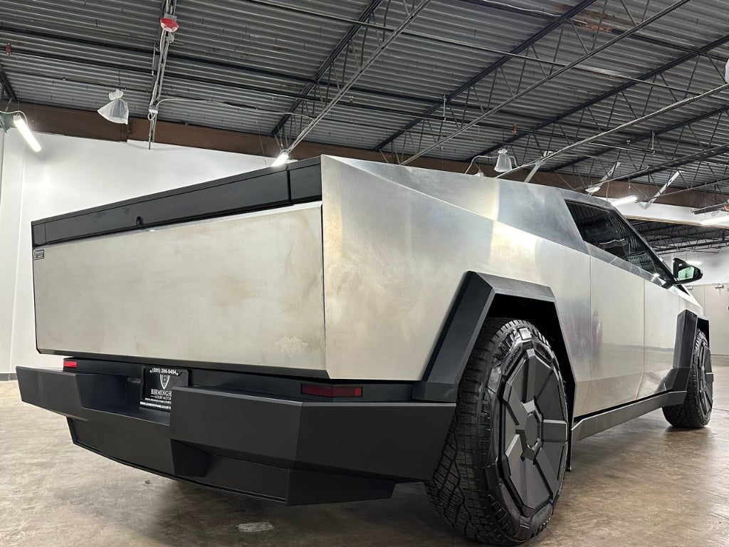 2025 Tesla Cybertruck Cyberbeast