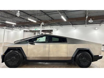 2025 Tesla Cybertruck Cyberbeast