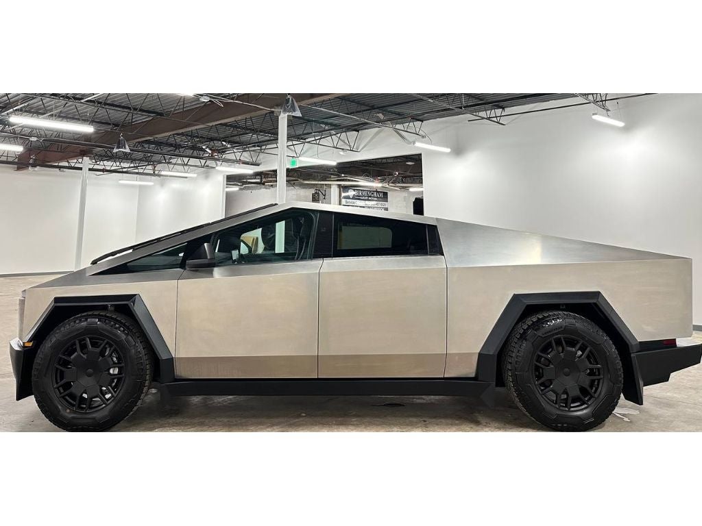 2024 Tesla Cybertruck Cyberbeast
