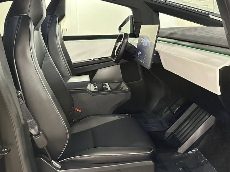 2024 Tesla Cybertruck Cyberbeast