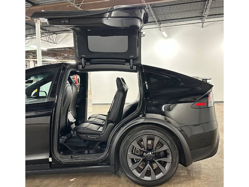2023 Tesla Model X Standard Range