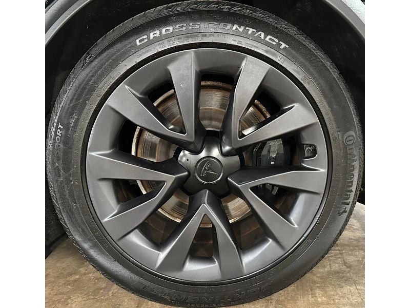 2023 Tesla Model X Standard Range