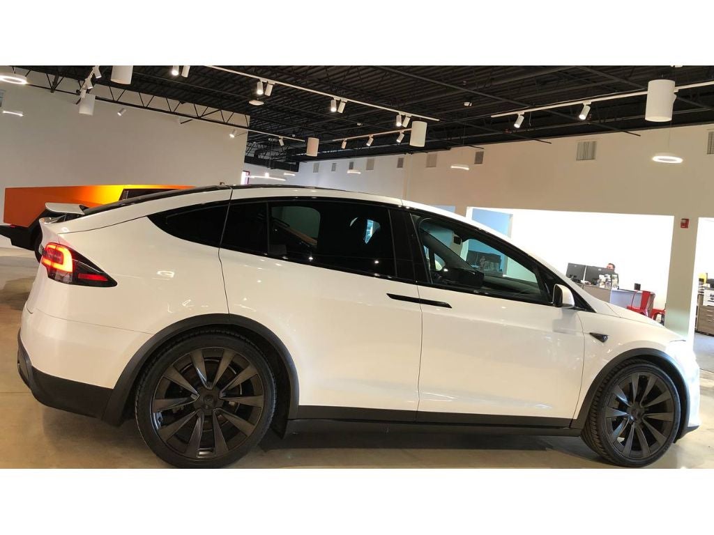 2022 Tesla Model X Long Range