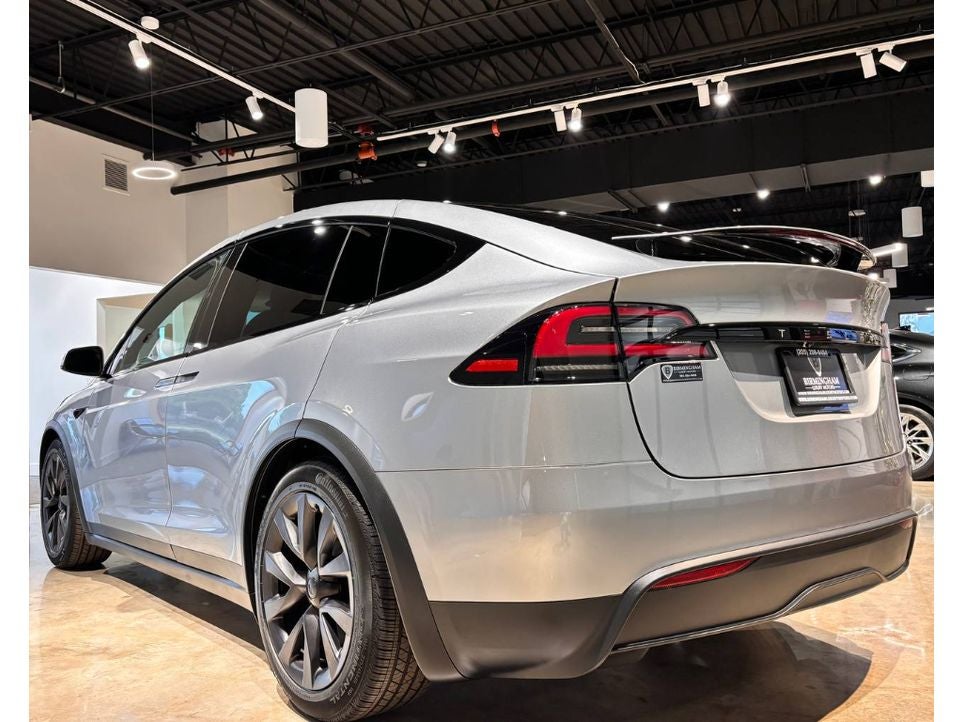 2025 Tesla Model X Base