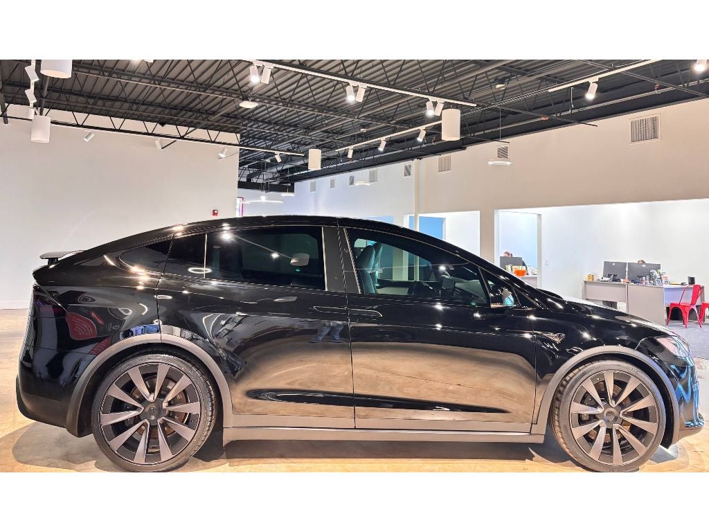 2022 Tesla Model X Plaid