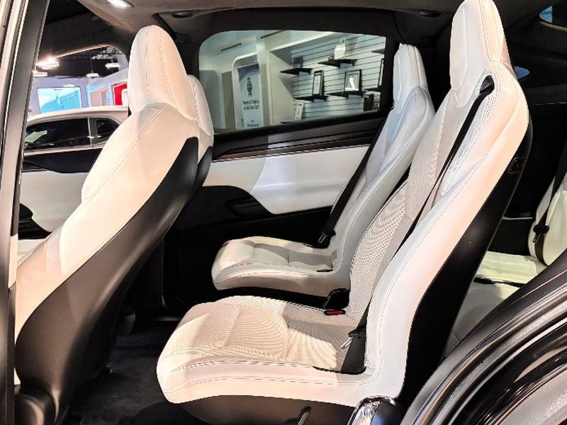 2022 Tesla Model X Plaid
