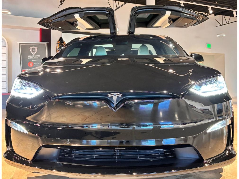 2022 Tesla Model X Plaid