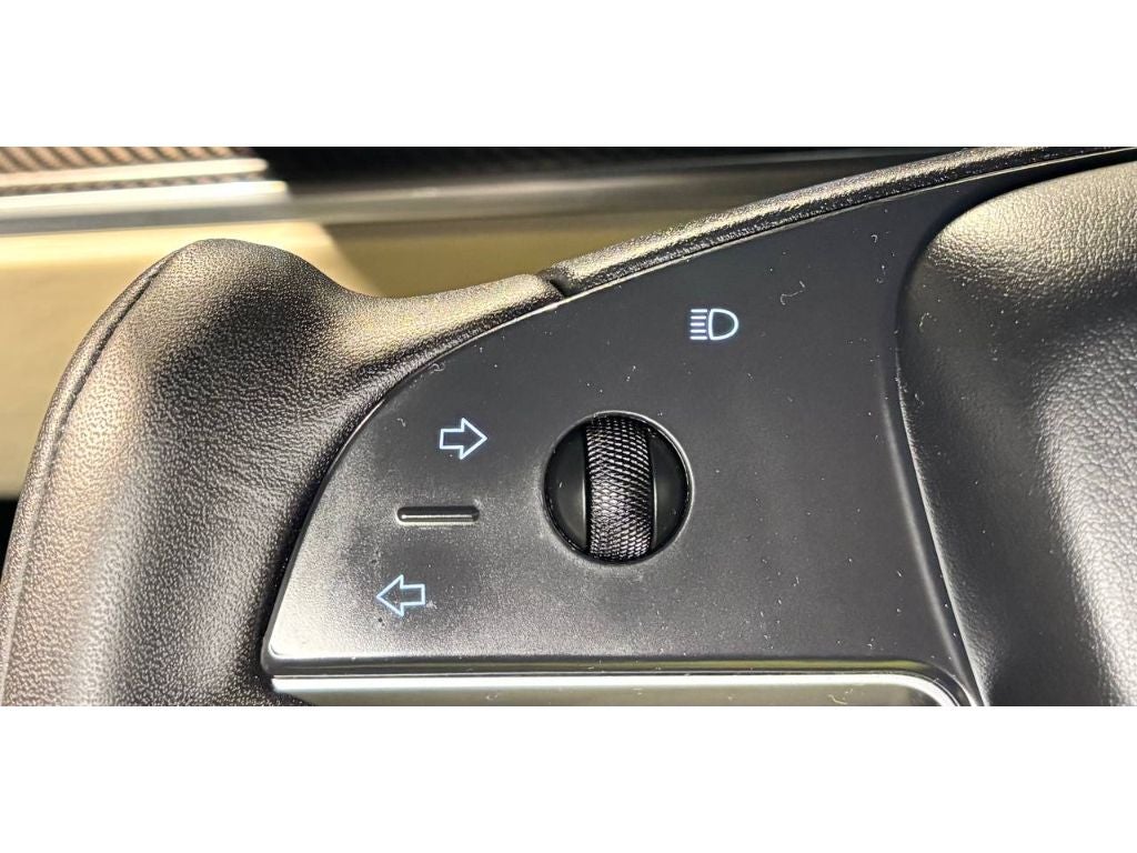 2022 Tesla Model X Plaid