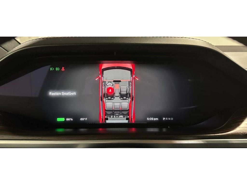 2023 Tesla Model X Standard Range