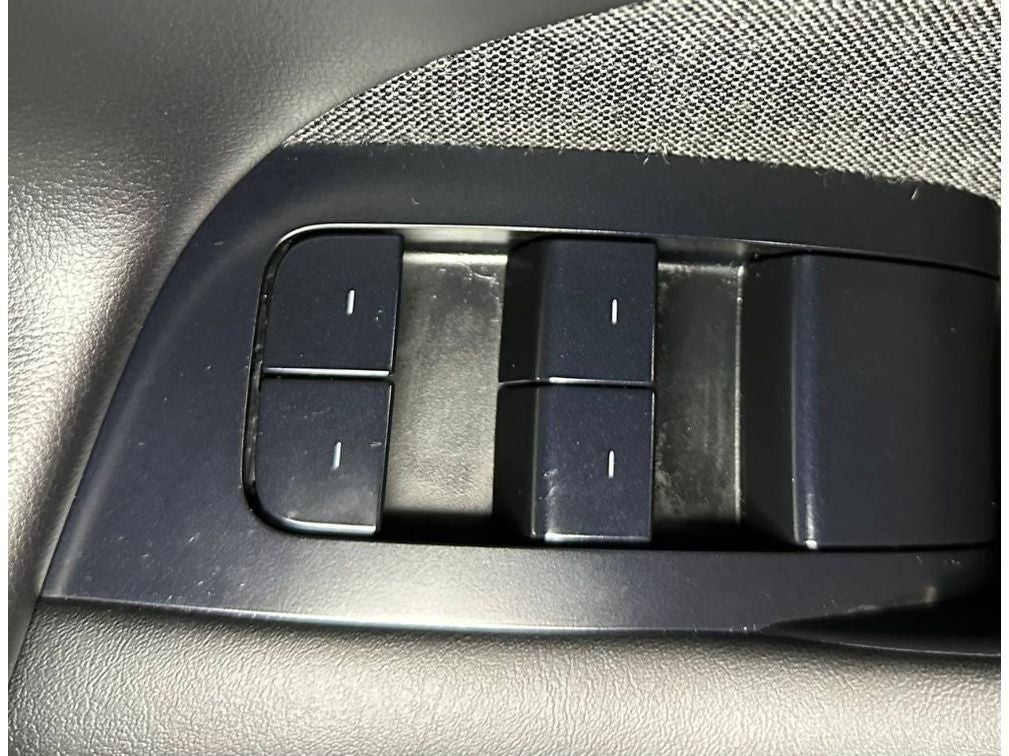 2023 Tesla Model X Standard Range