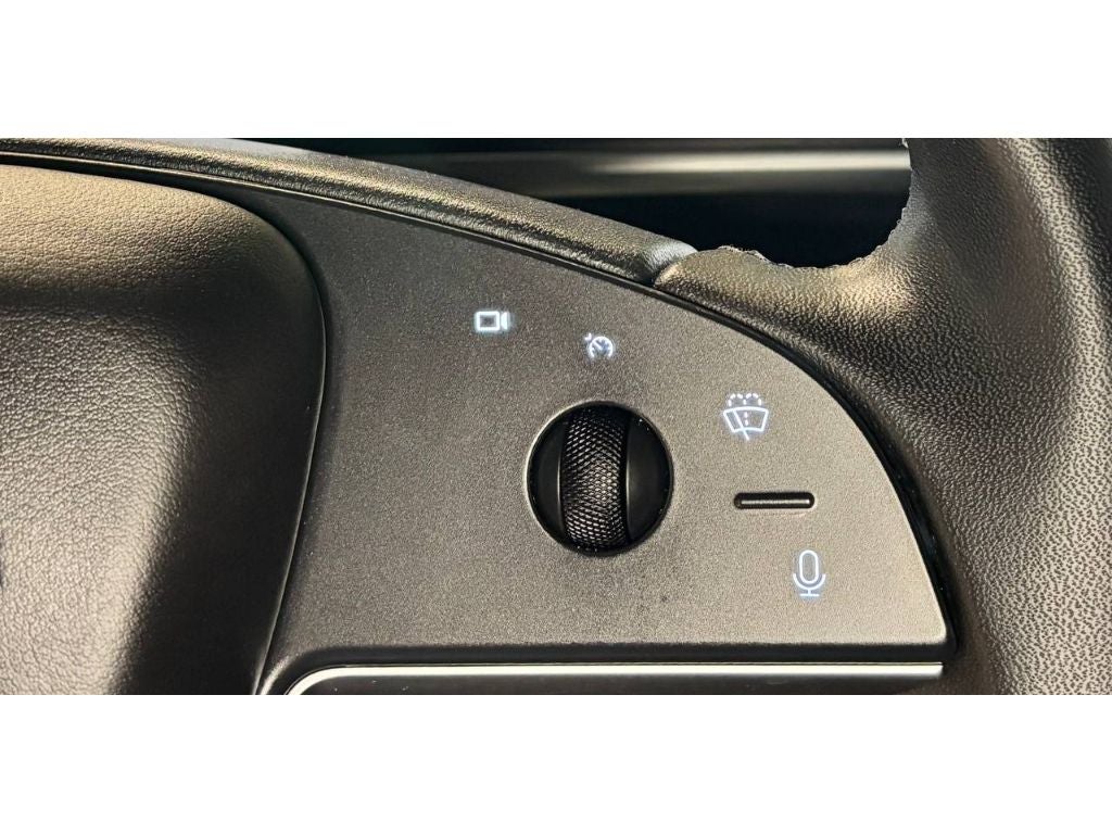 2024 Tesla Model X Base