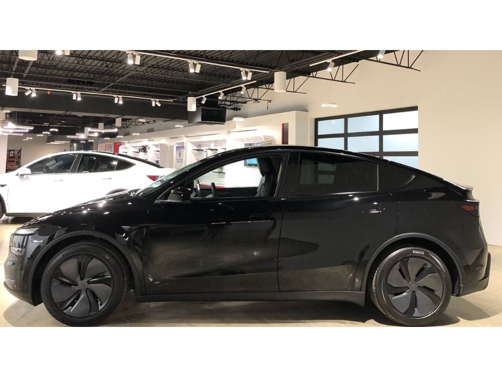 2026 Tesla Model Y Premium