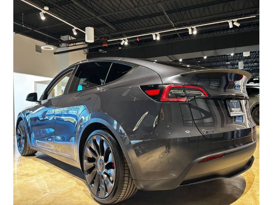 2024 Tesla Model Y Performance