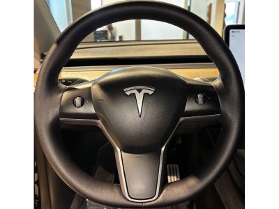 2024 Tesla Model Y Performance