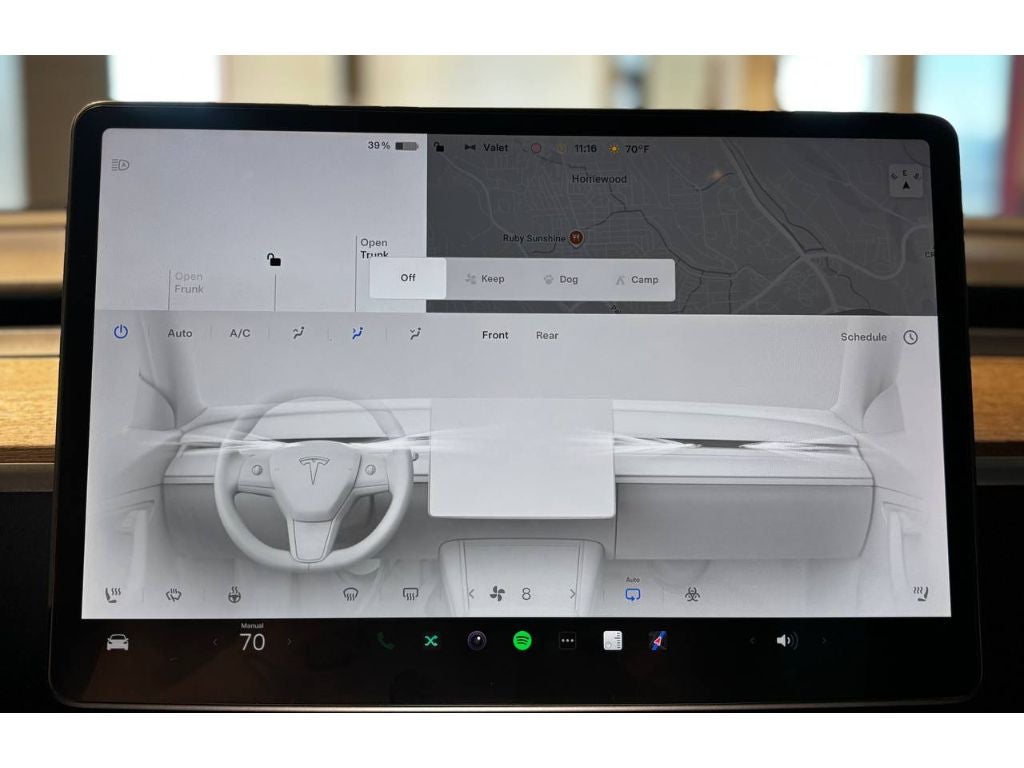 2024 Tesla Model Y Performance