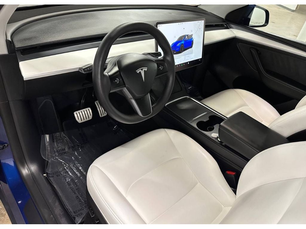 2025 Tesla Model Y Performance