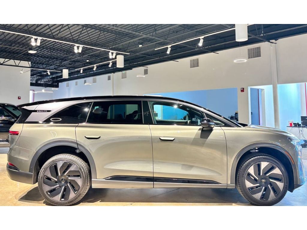 2026 Lucid Gravity Grand Touring