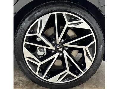 2025 Hyundai IONIQ 6 SEL