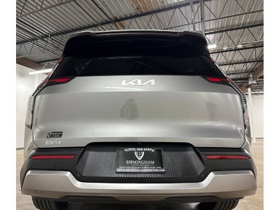 2024 Kia EV9 Light LR