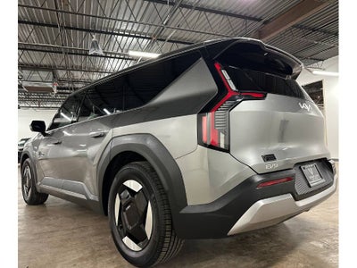 2024 Kia EV9 Light LR