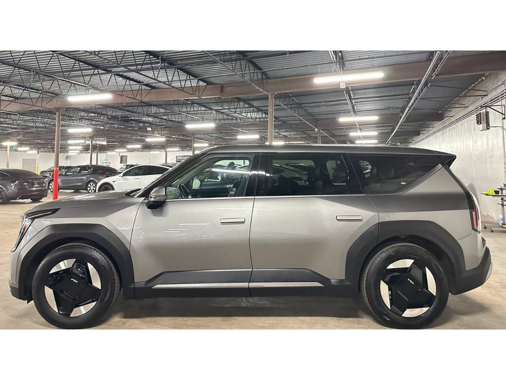 2024 Kia EV9 Light LR