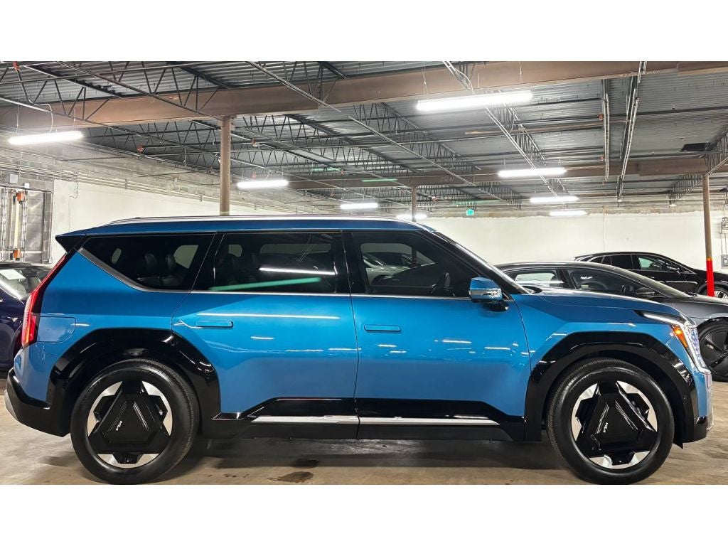 2024 Kia EV9 Land