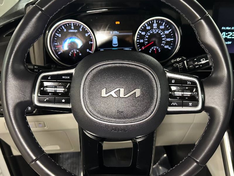 2023 Kia Carnival EX