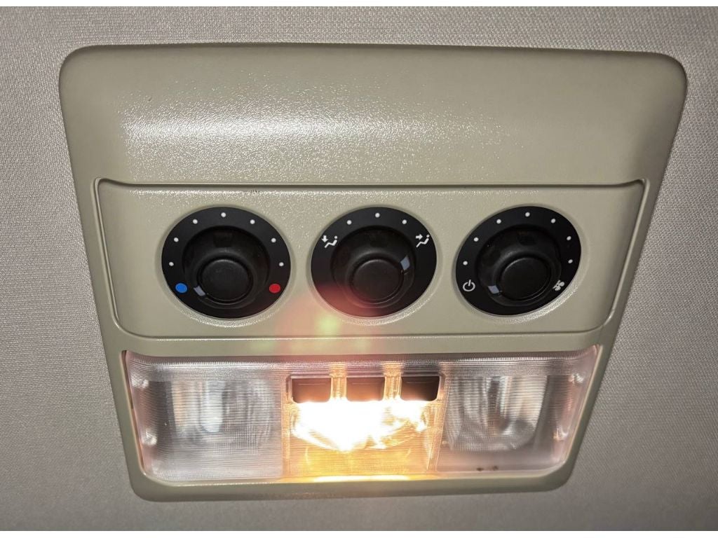 2015 Land Rover LR4 LUX