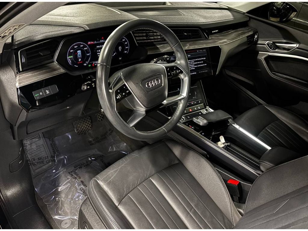 2024 Audi Q8 e-tron Premium