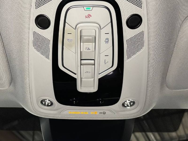 2024 Audi Q8 e-tron Premium